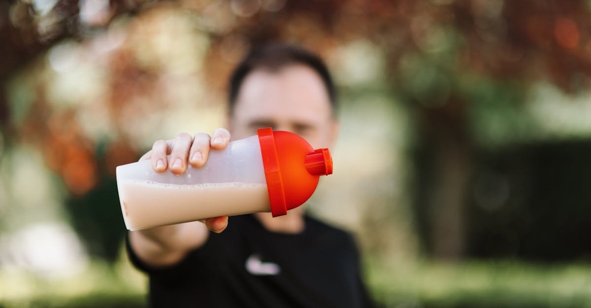 Proteína a partir de los 40: comida primero y suplemento después